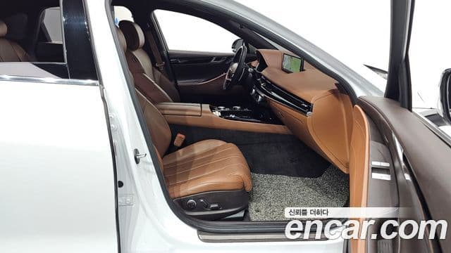 Genesis G80 (RG3) бензин 2.5 турбо AWD, 2023 11