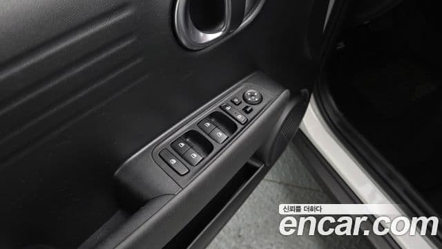 Hyundai Casper турбо D Essential, 2023 19