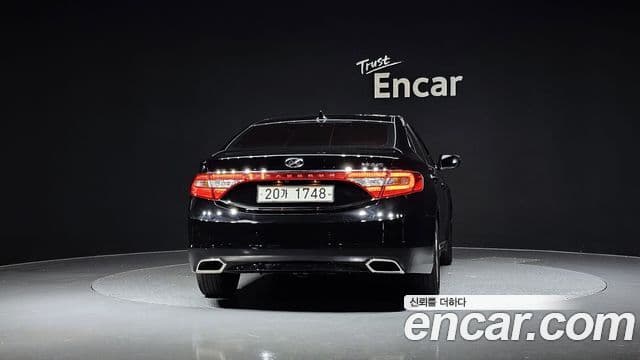 Hyundai Grandeur HG Modern, 2015 4