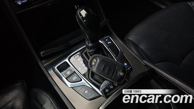 Hyundai Grandeur HG Modern, 2015 9