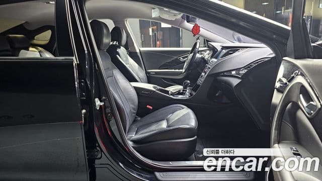 Hyundai Grandeur HG Modern, 2015 10