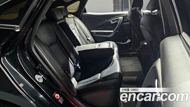 Hyundai Grandeur HG Modern, 2015 12