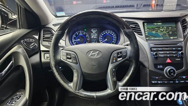 Hyundai Grandeur HG Modern, 2015 13
