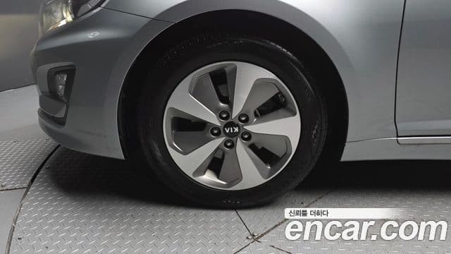 Kia K5 гибрид Noblesse, 2014 все фото