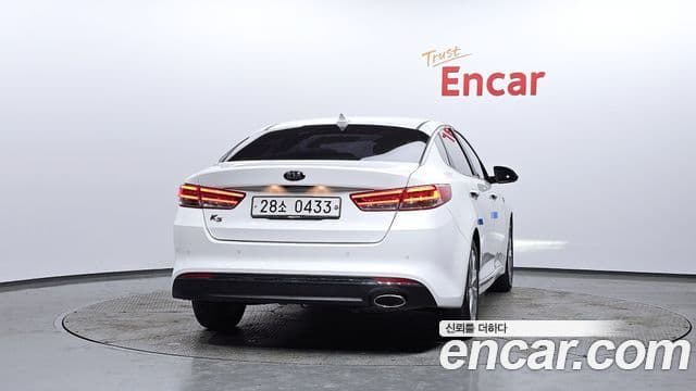 Kia K5 2세대 Noblesse Special, 2017 4