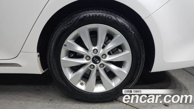 Kia K5 2세대 Noblesse Special, 2017 все фото