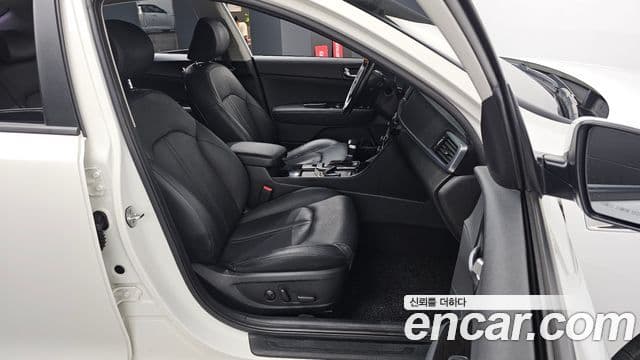 Kia K5 2세대 Noblesse Special, 2017 12