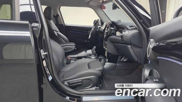 Mini Cooper 3세대, 2024 11