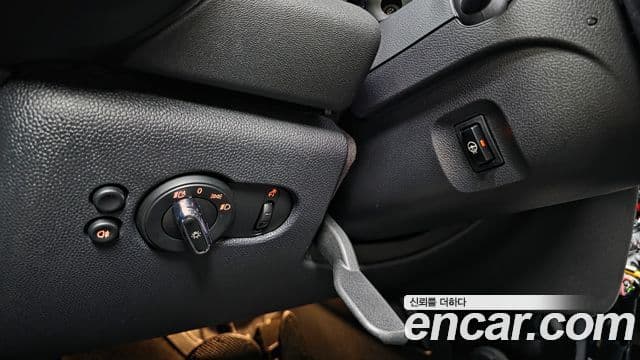 Mini Cooper 3세대, 2024 18