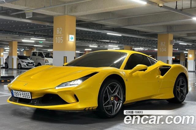 Ferrari F8 트리뷰토 3.9 V8, 2021 1