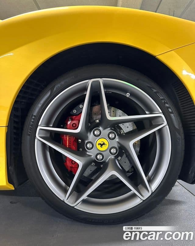 Ferrari F8 트리뷰토 3.9 V8, 2021 7