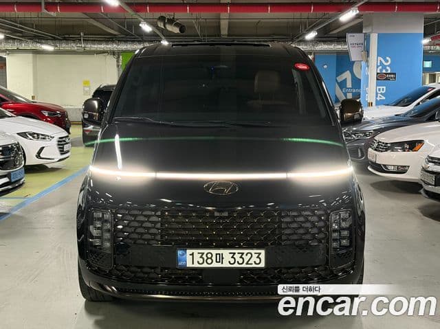 Hyundai Staria Inspiration, 2022 1