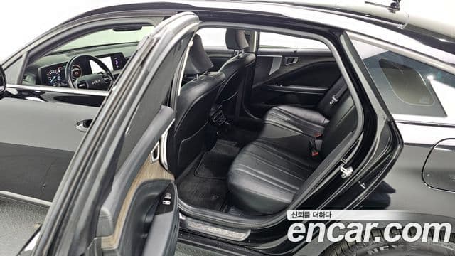 Kia K8 гибрид Noblesse, 2022 13