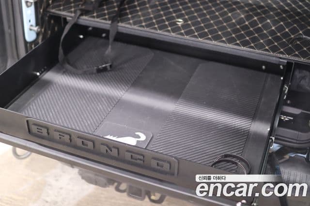 Ford Bronco 6세대 2.7 first Edition, 2023 14