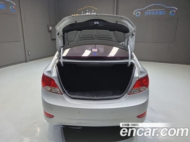 Hyundai Accent(новый кузов / новое поколение) Modern, 2014 19