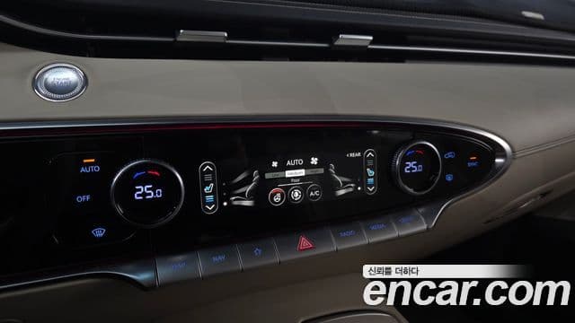 Genesis GV70, 2023 18