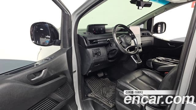 Hyundai Staria Modern, 2022 11