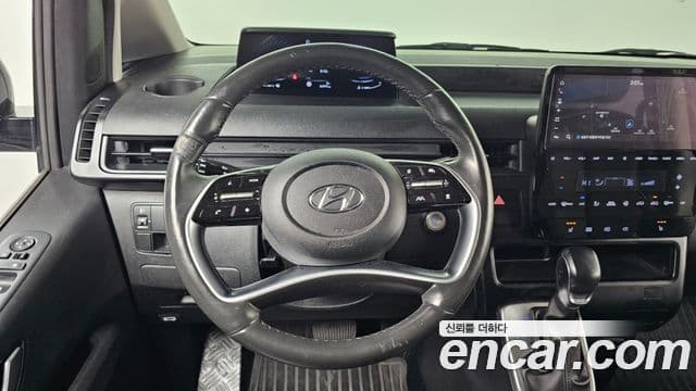 Hyundai Staria Modern, 2022 13