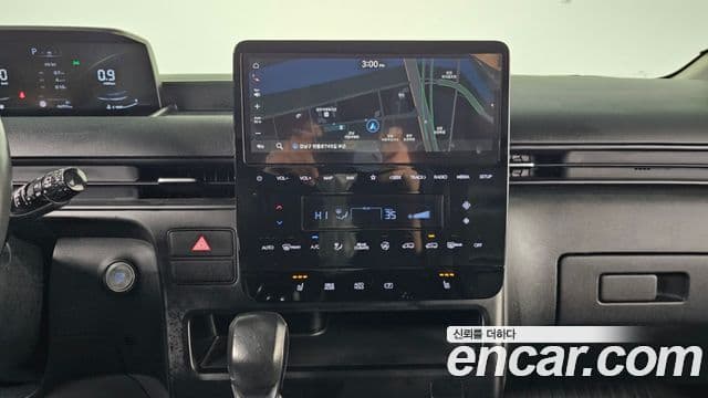 Hyundai Staria Modern, 2022 14