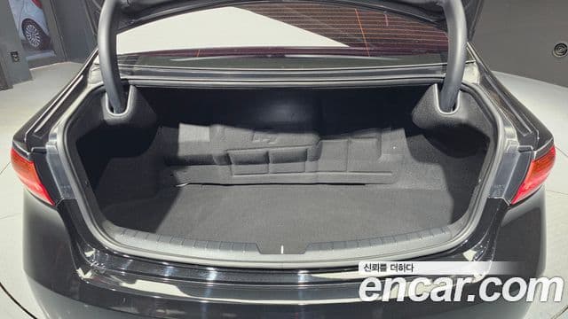 Kia All New K7 3.0 LPI Prestige (арендный автомобиль), 2018 20