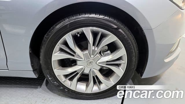 Hyundai LF Sonata 2.0 Smart, 2017 все фото