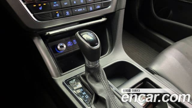 Hyundai LF Sonata 2.0 Smart, 2017 9