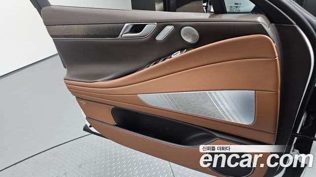 Genesis G80 (RG3) бензин 2.5 турбо 2WD, 2023 14