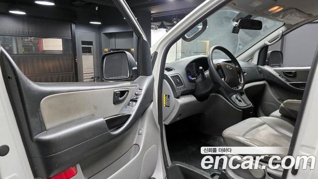 Hyundai Grand Starex Smart, 2018 11