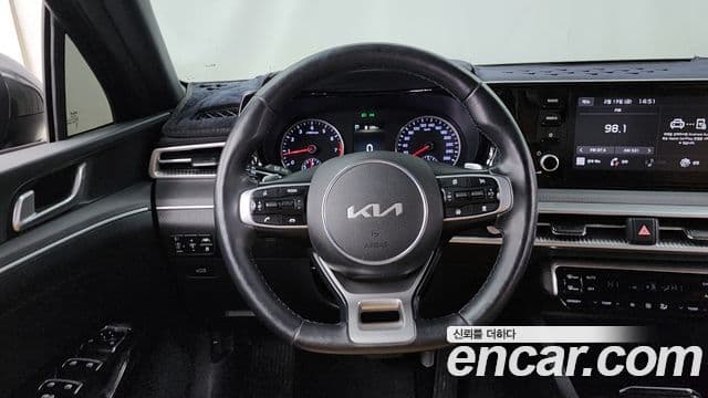 Kia K5 3세대 Prestige, 2022 13
