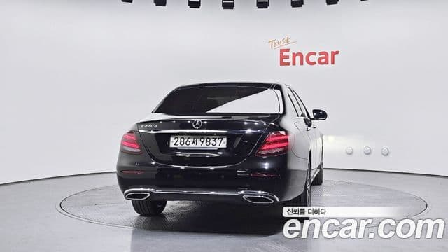 Mercedes-Benz E-класс W213 Avantgarde, 2020 4