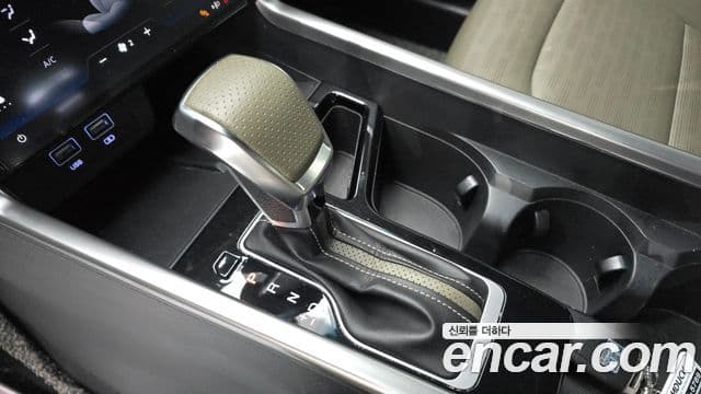 KG모빌리티(SsangYong) Torres T7, 2023 9