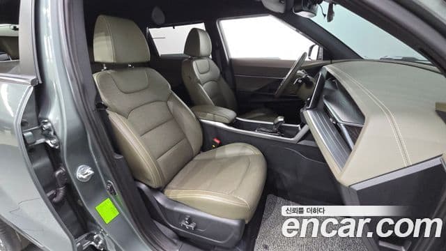 KG모빌리티(SsangYong) Torres T7, 2023 11