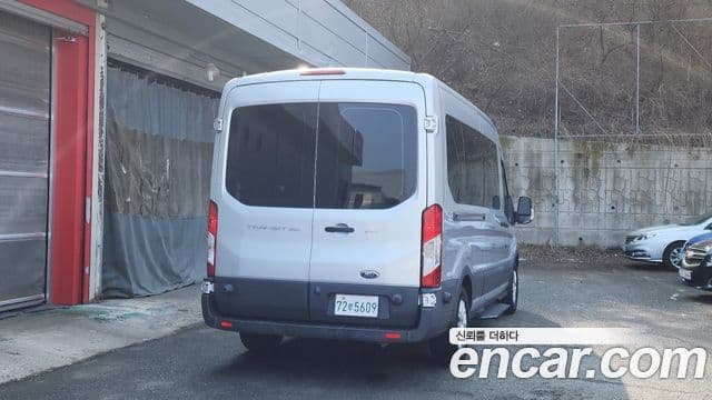 Ford 트랜짓, 2017 4