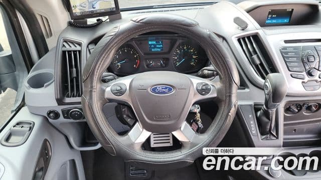 Ford 트랜짓, 2017 15