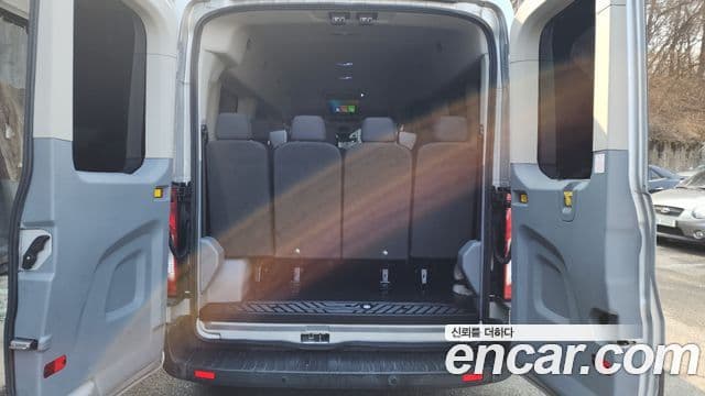 Ford 트랜짓, 2017 20