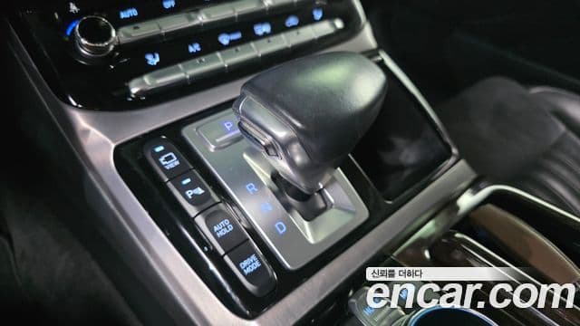 Genesis EQ900 Premium Luxury, 2016 9