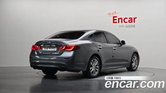 Infiniti Q70 Style, 2017 2