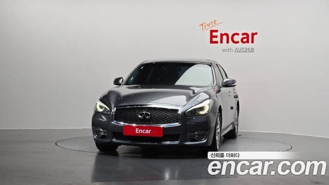 Infiniti Q70 Style, 2017 3