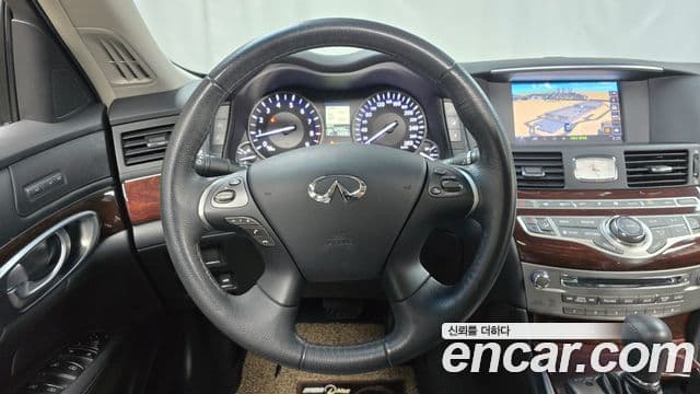 Infiniti Q70 Style, 2017 13