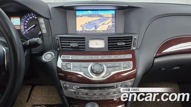 Infiniti Q70 Style, 2017 14