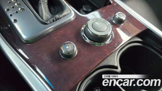 Infiniti Q70 Style, 2017 18