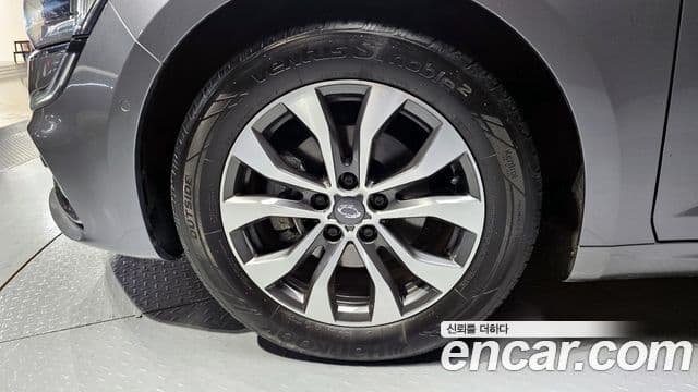 Renault Korea(Samsung) The / новый New SM6 2.0 LPe Feel (название комплектации), 2023 все фото