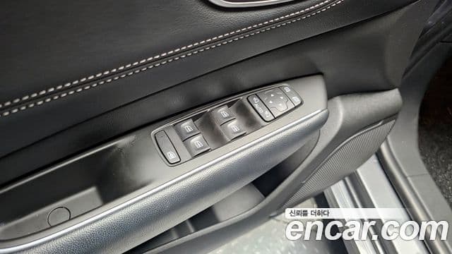 Renault Korea(Samsung) The / новый New SM6 2.0 LPe Feel (название комплектации), 2023 17