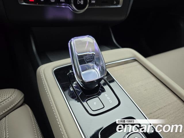 Volvo XC90 2세대 B6 Ultra Bright, 2026 9