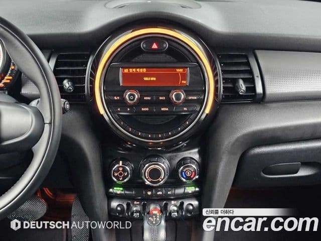 Mini Cooper D 3세대, 2015 14