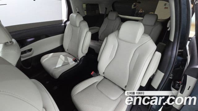 Kia Carnival 4세대 Signature, 2021 12