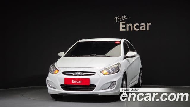 Hyundai Accent(новый кузов / новое поколение) Premier, 2012 3