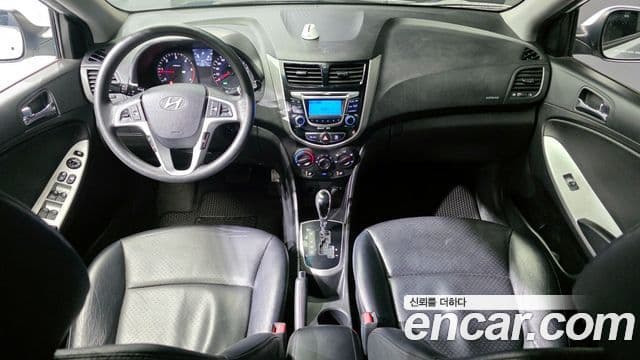 Hyundai Accent(новый кузов / новое поколение) Premier, 2012 7