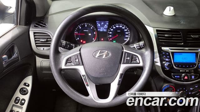 Hyundai Accent(новый кузов / новое поколение) Premier, 2012 13