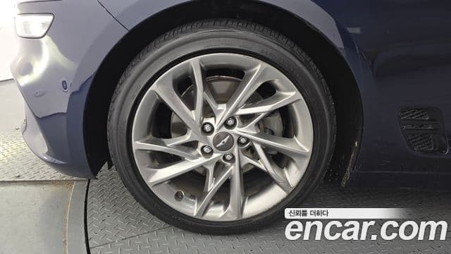 Genesis The / новый New G70, 2021 все фото